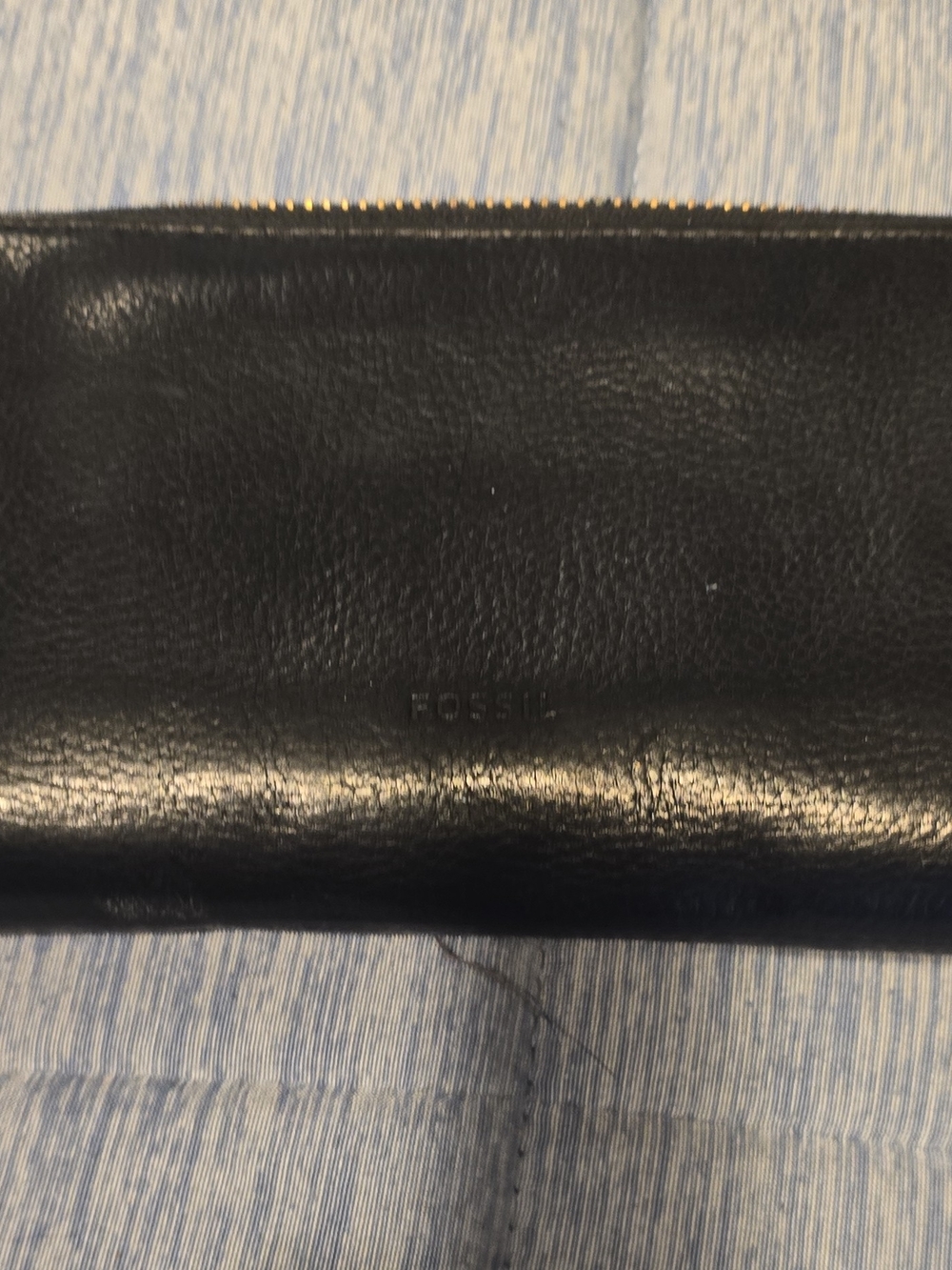 Fossil  Black Leather Zip Wallet